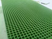 Стеклопластиковый решетчатый настил решетка 2000/1000 мм 38 БЕЗ Песка и антискользящего покрытия Стеклопластиковый решетчатый настил решетка 2000/1000 мм 38 БЕЗ Песка и антискользящего покрытия